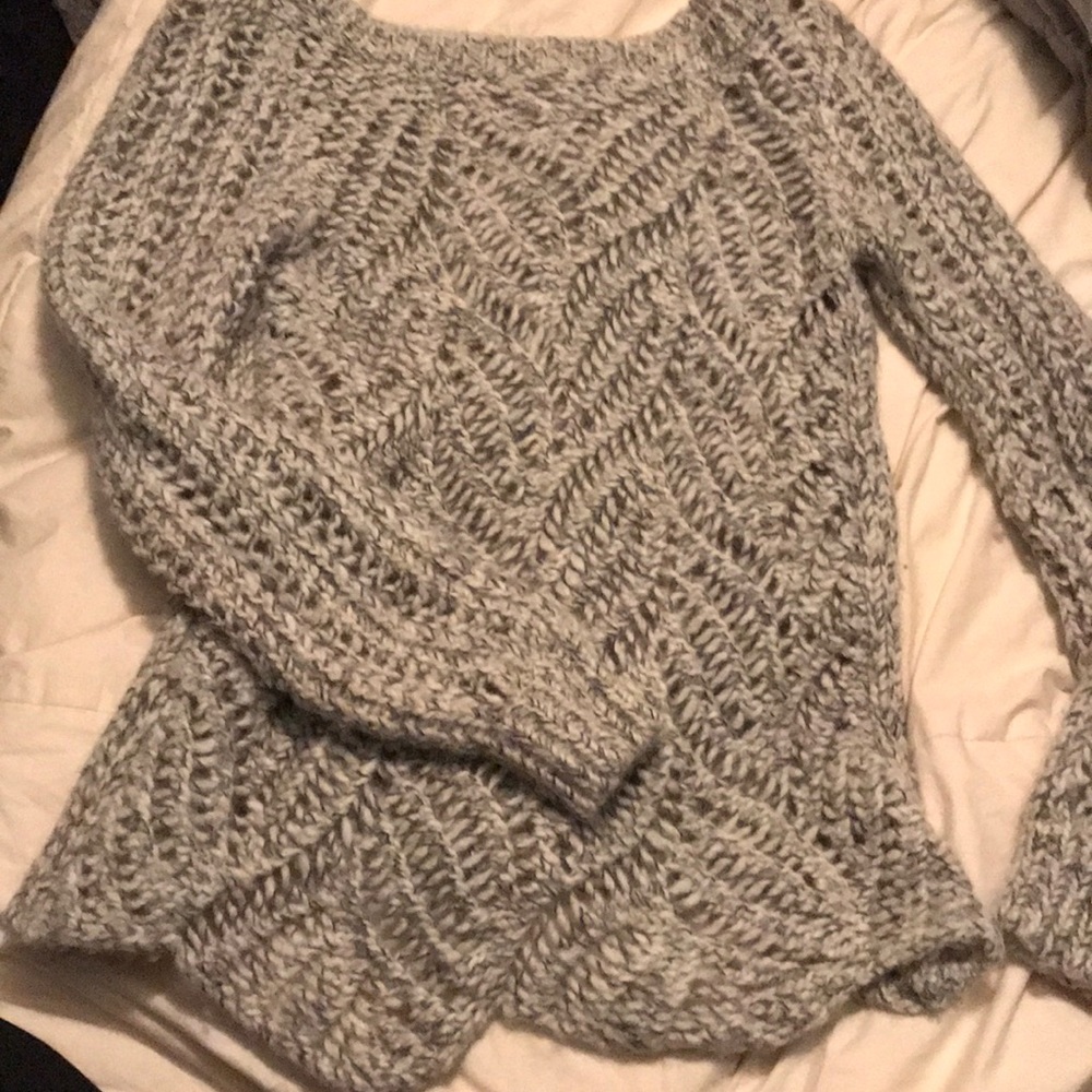 Thick cozy sweater - Picture 2 of 4
